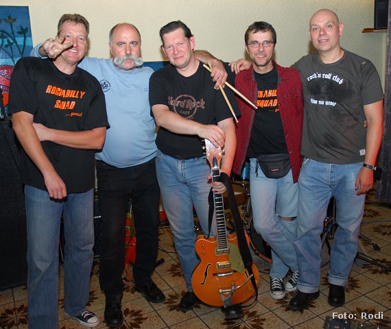 Rockabilly Squad und "Der Bomber", Foto: Rodic_4610_570x480