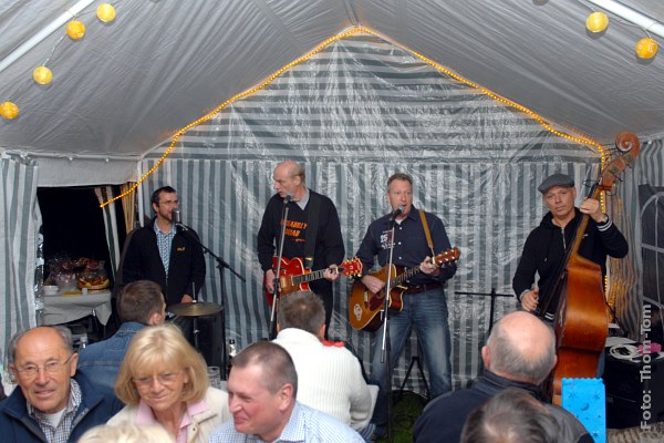 Rockabilly Squad, Foto: Thom-Tom_1954_600x400 Rockabilly Squad, Foto: Thom-Tom_1954_600x400