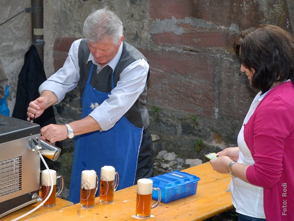 Stiftungsbier, Foto: Rodi_2088_600x450 Stiftungsbier, Foto: Rodi_2088_600x450