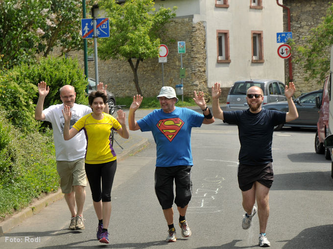 Laufgruppe des Kirchenvorstandes, Foto:
          Rodi_8203_680x510